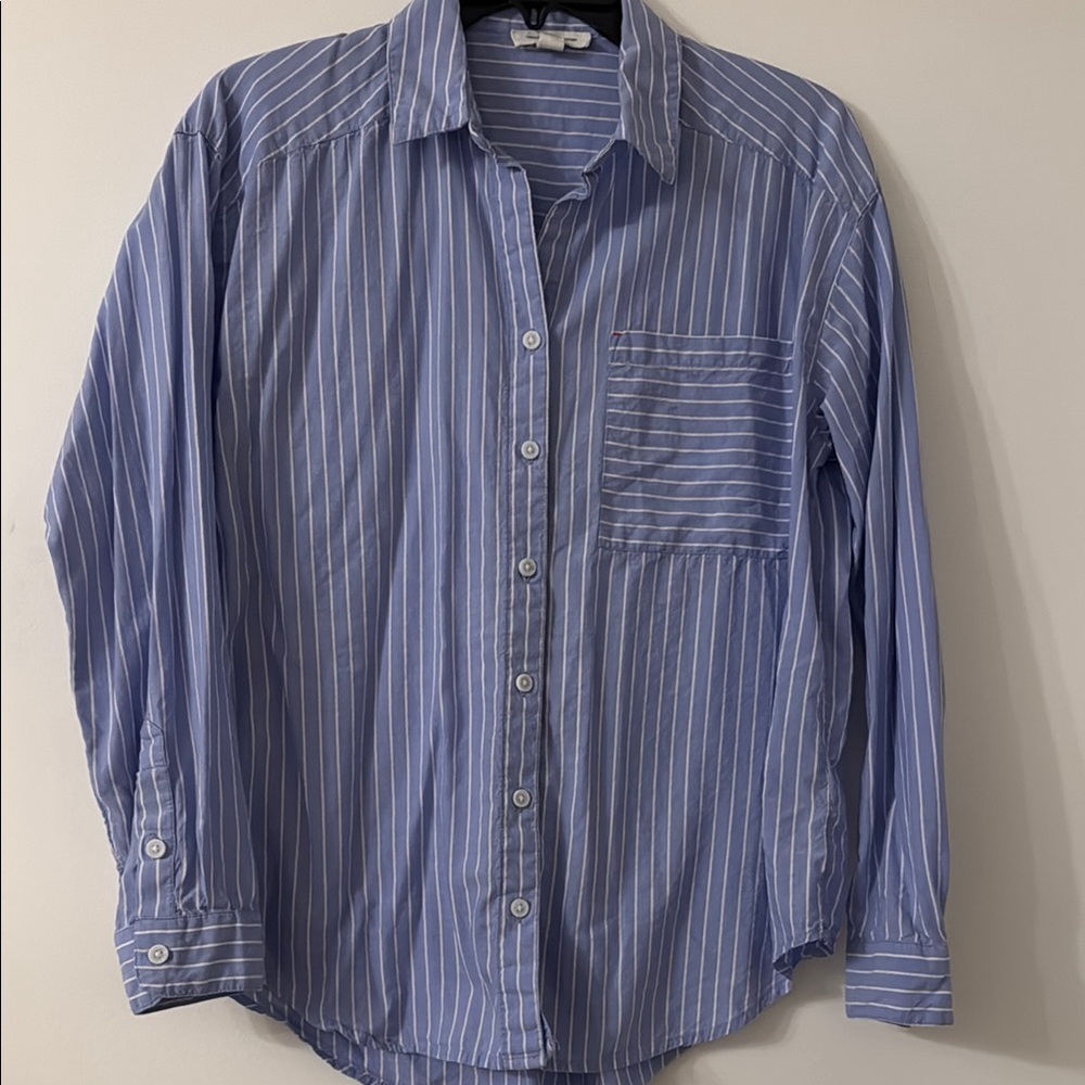 Blue Striped Women’s  Shirt size s EUC beach lunch lounge